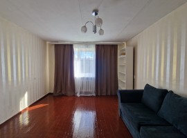 Narva, Mõisa 9 / 1-apartment