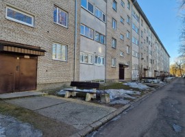 Narva, Võidu 14 / 3-apartment